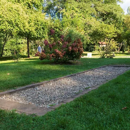 & Am Kurfuerstendamm 3*