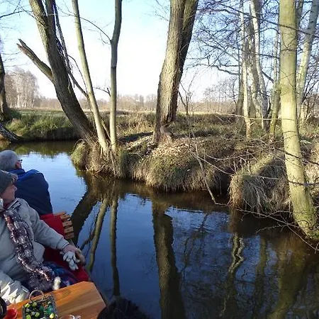 & Am Kurfuerstendamm 3* 부르크