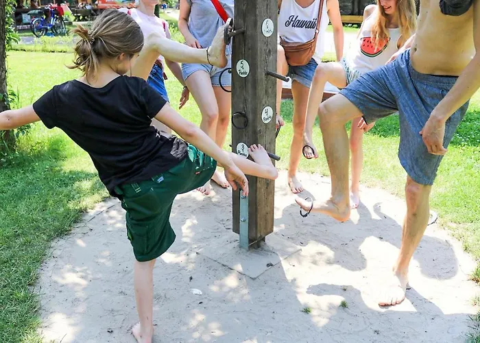 & Am Kurfuerstendamm Gæstehus Burg