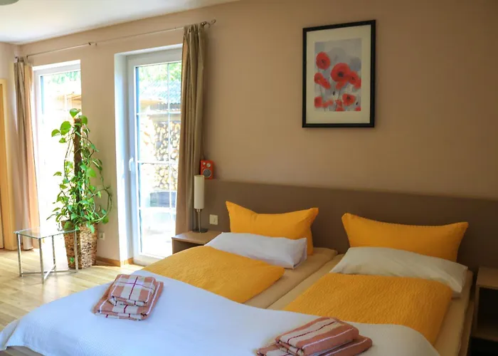 Gæstehus & Am Kurfuerstendamm 3*