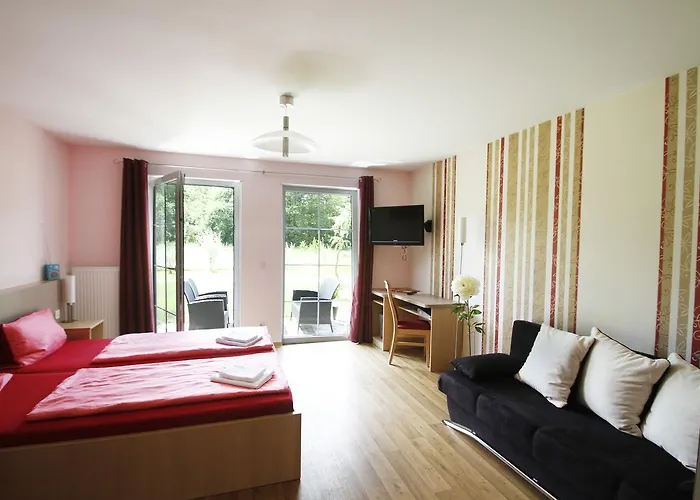 Gæstehus & Am Kurfuerstendamm Burg